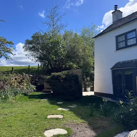 The Nook - Boutique With Hot Tub & Views * Embleton