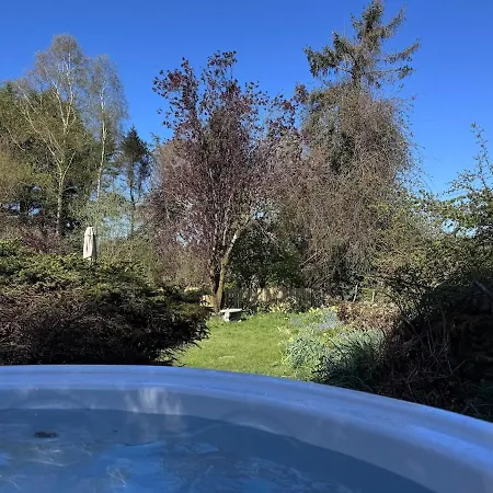 The Nook - Boutique With Hot Tub & Views 엠블톤